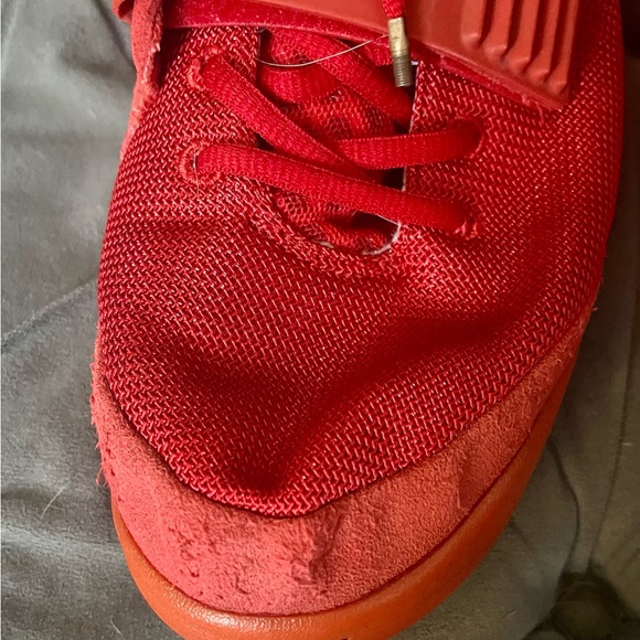 100% Authentic, Badly damaged Red October Nikes/ Yeezys - Picture 7 of 9